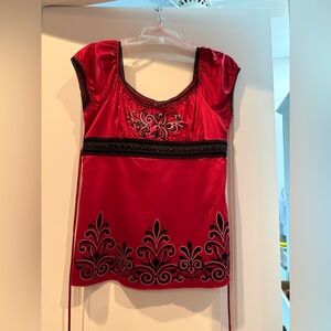 Vintage Heart Soul Scarlet Top with Ebony Detailing